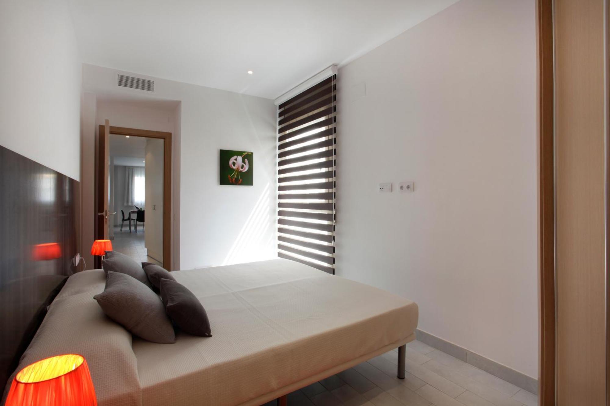 Fisa Rentals Les Corts Apartments Barcelona Exterior photo