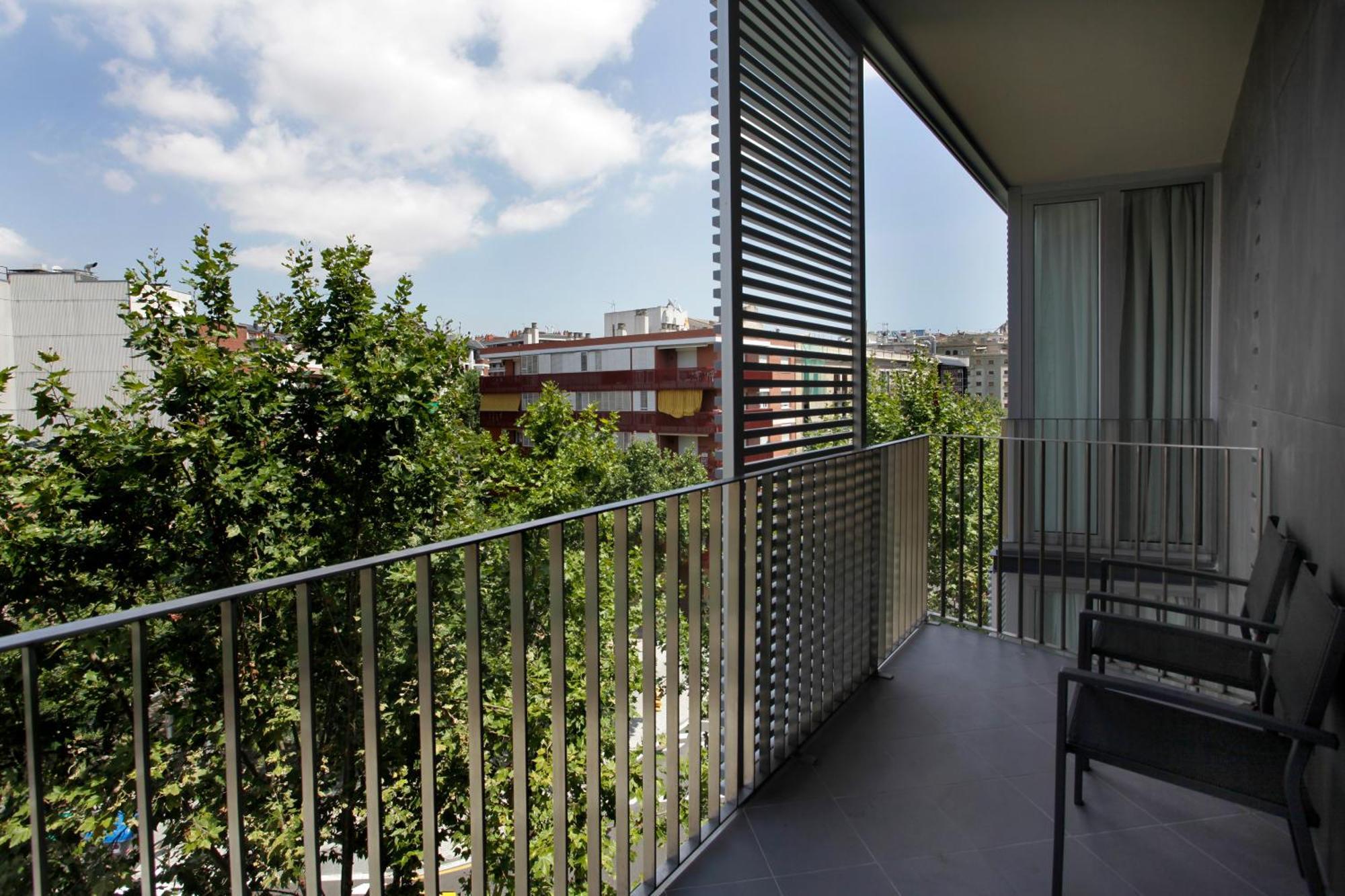 Fisa Rentals Les Corts Apartments Barcelona Exterior photo