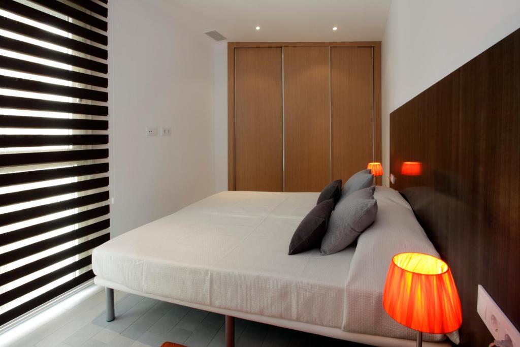Fisa Rentals Les Corts Apartments Barcelona Room photo